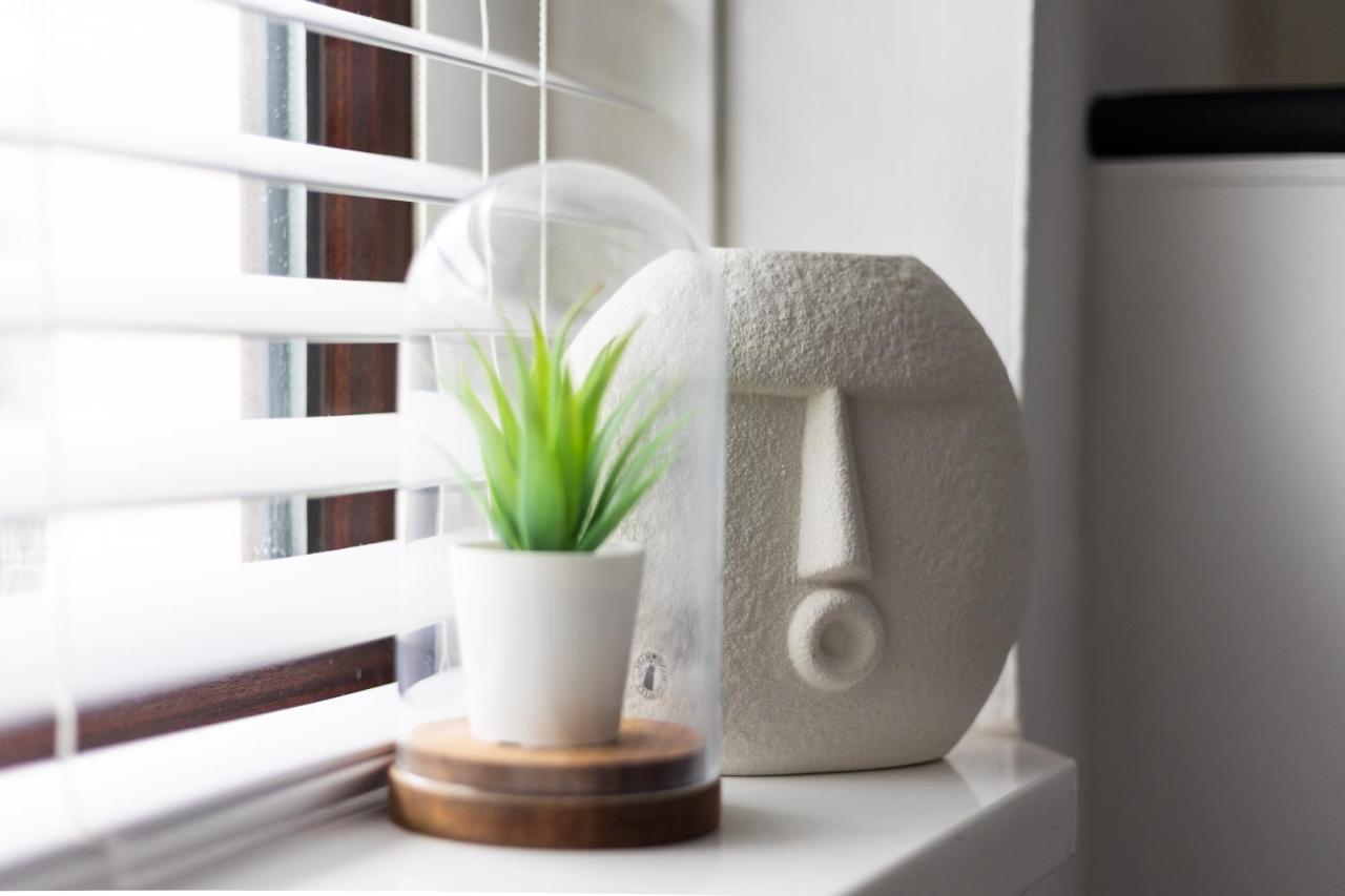 Levi Suite By Koya Homes - 3-Bedroom Home, Downtown Cardiff, Free Parking Eksteriør bilde