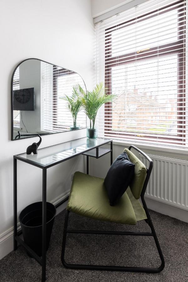Levi Suite By Koya Homes - 3-Bedroom Home, Downtown Cardiff, Free Parking Eksteriør bilde