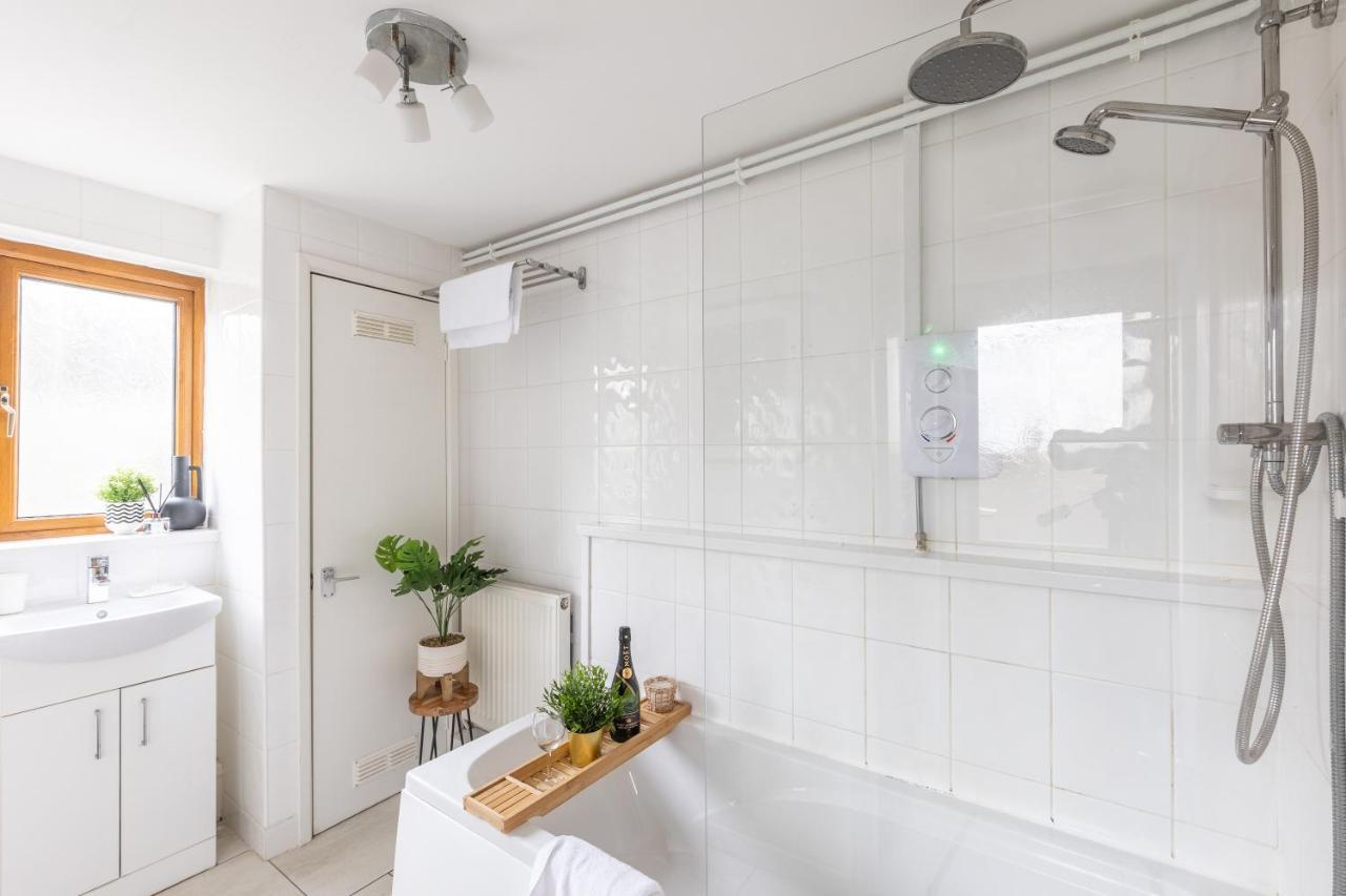 Levi Suite By Koya Homes - 3-Bedroom Home, Downtown Cardiff, Free Parking Eksteriør bilde